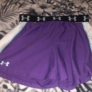 Under Armour shorts💕